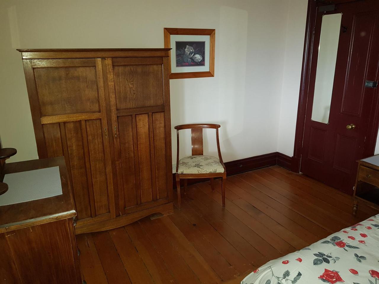 Holmhurst Guest House Μπάθερστ Εξωτερικό φωτογραφία